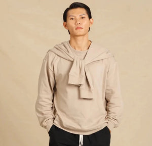 អាវយឺតនាវិកដែលមានទំហំធំ